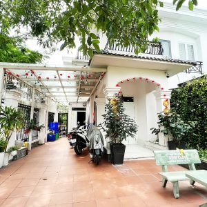 MẶT TIỀN KINH DOANH 20M - 1050M2 TRUNG TÂM AN LẠC BÌNH TÂN - 121 TỶ TL TỐT Mặt tiền Đường An Dương Vương An Lạc Bình Tân - Thông số: 1050M2, 2 tầng, 20 x 52 - Vị trí kinh doanh sầm uất - Nhà gần vòng xong Phú Lâm - Nhà gần Kinh Dương Vương, An Dương Vương - Mặt Tiền giá nhỉnh 100 triệu/m2 - Thổ cư 100% - Sổ công nhận đủ diện tích - Nhà 1 trệt 1 lầu + Giá chính chủ 121 tỷ, thương lượng với người mua thiện chí Mua bán nhà chính chủ Bình Tân. Liên hệ ngay để được hỗ trợ tư vấn, xem nhà 24/24 miễn phí. Cam kết đàm phán giao dịch chính chủ, hỗ trợ giá tốt nhất (Miễn trung gian) @STBT-166 - NHADATST - NHÀ THẬT GIÁ THẬT - TÌM VỚI ST, MUA NHÀ THẬT DỄ