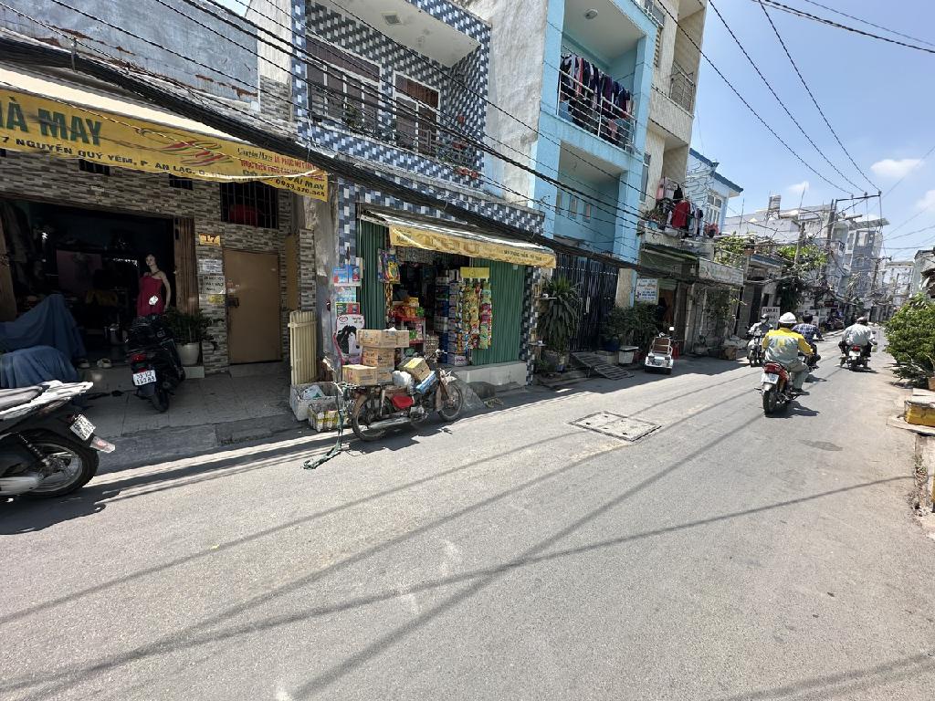 2hmg-6FDF3E71-lwgi0bg7_8_lwgi0bjw