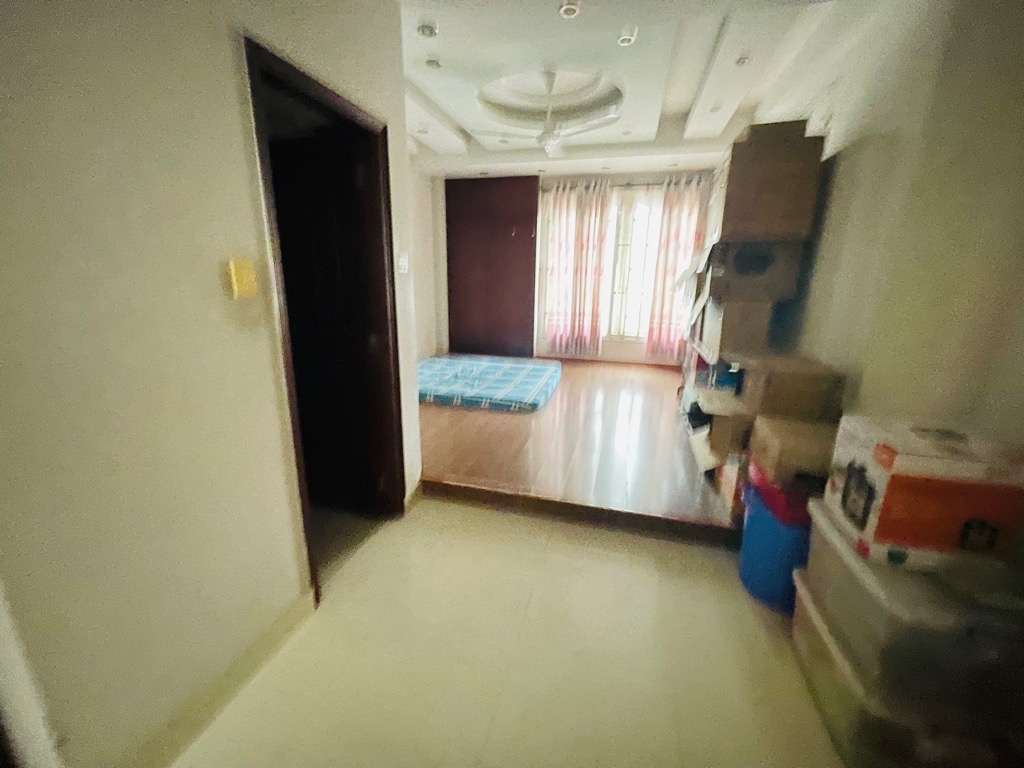 yq5-728A90E0-lxvox8bw_8_lxvox8i0