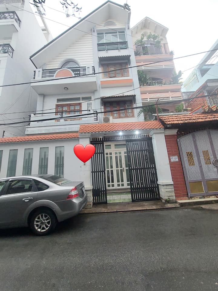 Biệt thự HẺM XE HƠI An Lạc Bình Tân 138m2 ngang 8m 3 tầng, an ninh dân trí, nhỉnh 9 tỷ TL gấp bán BIỆT THỰ - NGANG KHỦNG 8M HXH - GIÁ NHỈNH 9 TỶ TL HXH đường Bùi Tư Toàn, An Lạc Bình Tân - Thông số: 138m2, 3 tầng, 8m x 18m - Vị trí đẹp, Hẻm đẹp an ninh, Dân trí cao., - Tiện ích xung quanh: Gần Chợ, Trường, Đường, Siêu Thị, đầy đủ tiện ích., - Mua ở hoặc cho thuê rất tốt., - Diện tích: 8 *16 Xây dựng HC Đầy đủ, - Kết Cấu: 3 Tầng 4Pn 4WC trong đó có 2PN Dưới trệt., + Giá chính chủ 9.5 tỷ, thương lượng với người mua thiện chí Mua bán nhà chính chủ Bình Tân. Liên hệ ngay để được hỗ trợ tư vấn, xem nhà 24/24 miễn phí. Cam kết đàm phán giao dịch chính chủ, hỗ trợ giá tốt nhất (Miễn trung gian) @STBT-207 - NHADATST - NHÀ THẬT GIÁ THẬT - TÌM VỚI ST, MUA NHÀ THẬT DỄ