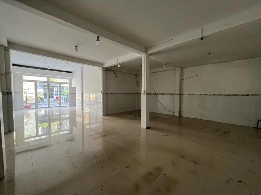 2hfk-661C73B6-lzw7facu_19_lzw7fau5