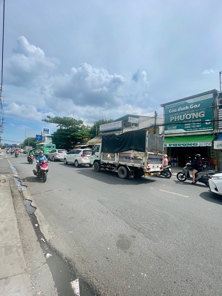 wm0-F3A727B3-m03rm8ln_7_m03rm8so