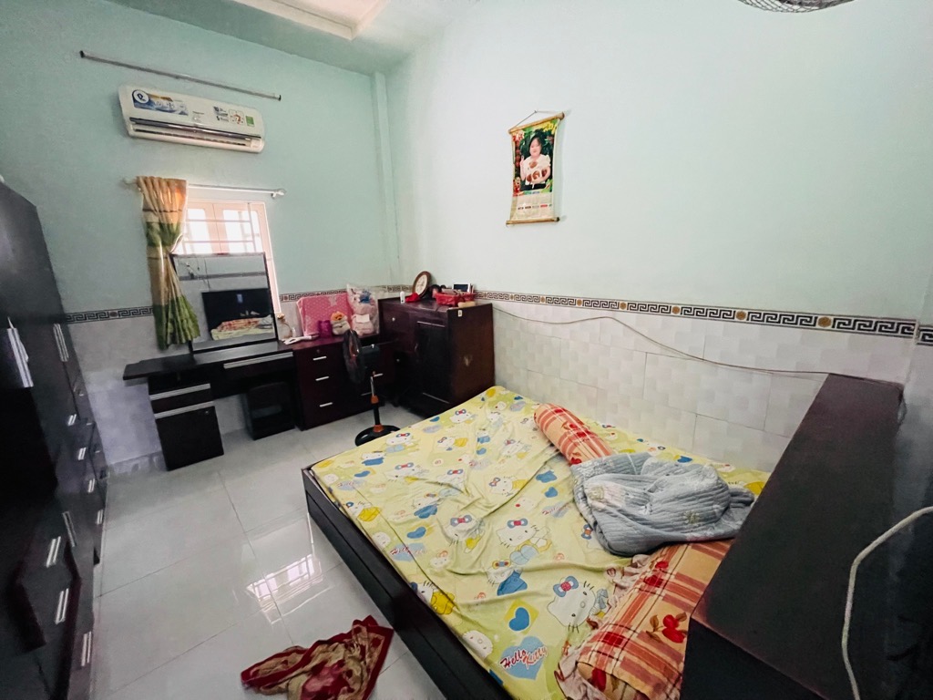 yq5-4B64DAD6-lzp7h9zs_13_lzp7habm