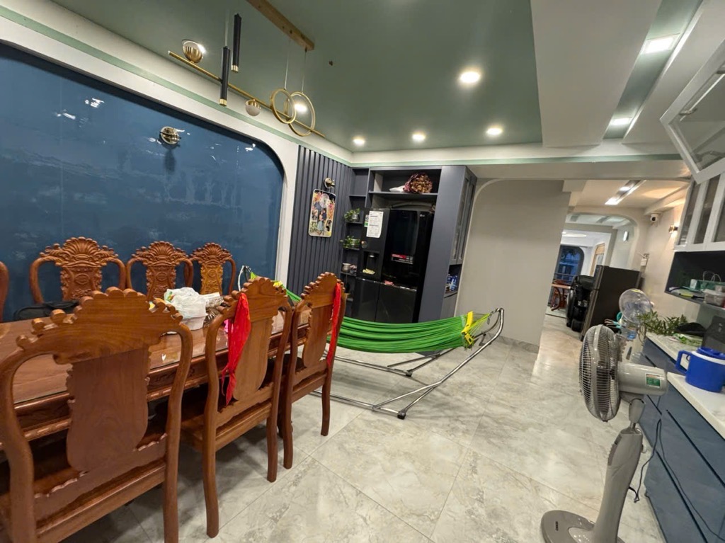 12oc-9098F2EB-m2d96ifn_16_5