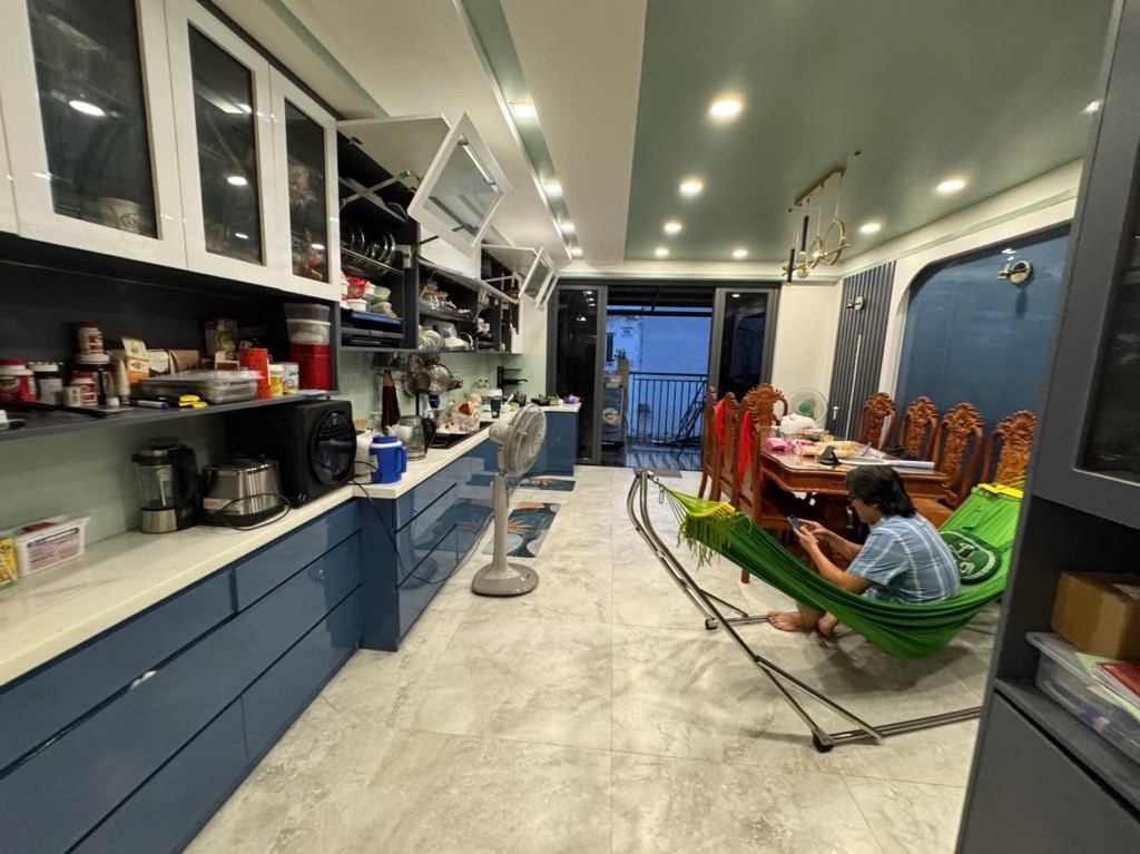 12oc-9098F2EB-m2d96ifn_18_6