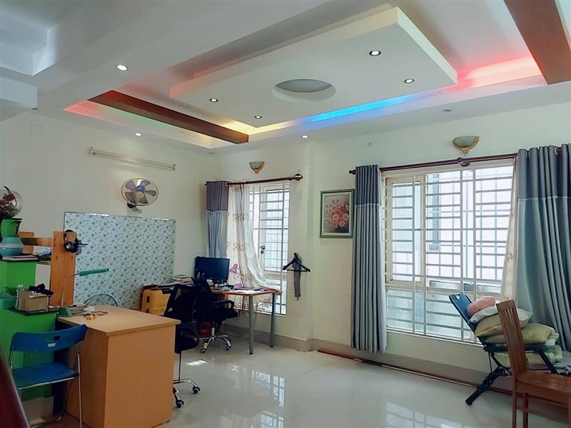 5e92a9eb-98a0-45ca-bf81-176851969732