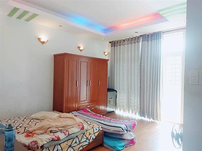 8c88dd92-0a40-45e4-8fee-84c8aa27864d