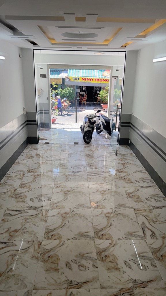 28qw-C39971A9-m82z0ka2_24_7