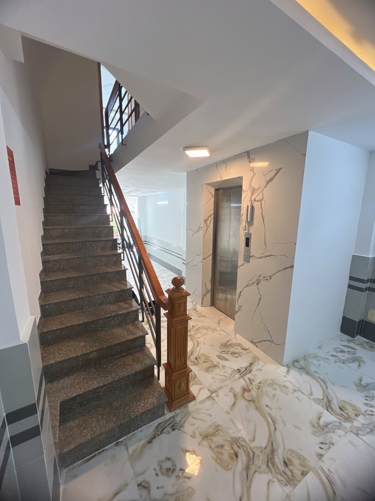 28qw-C39971A9-m82z0ka2_32_11