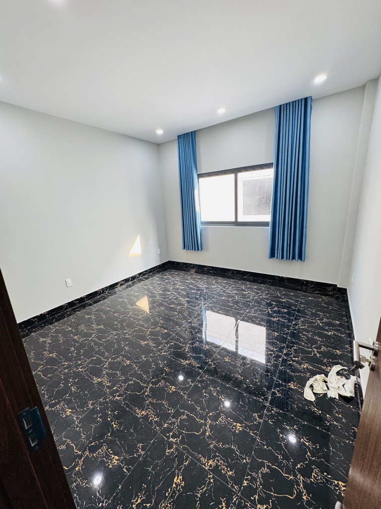 gdf-AD60C7CE-m7x8qq1y_413_24