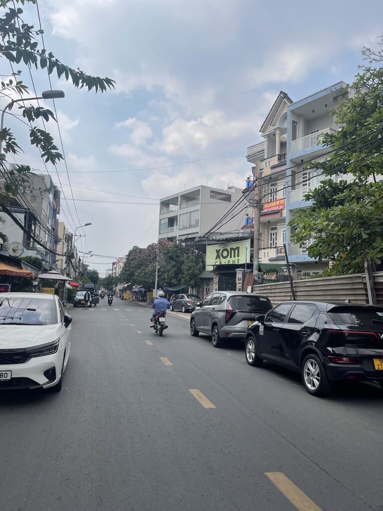 kf9-6628CB18-m78oy6gc_332_6