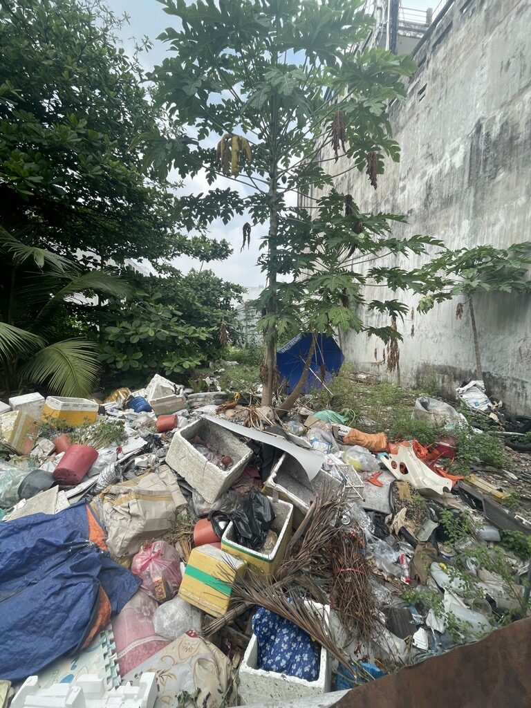 kf9-6628CB18-m78oy6gc_343_11