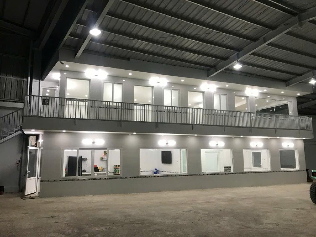 xai-E428238B-m4upw8gc_45_13