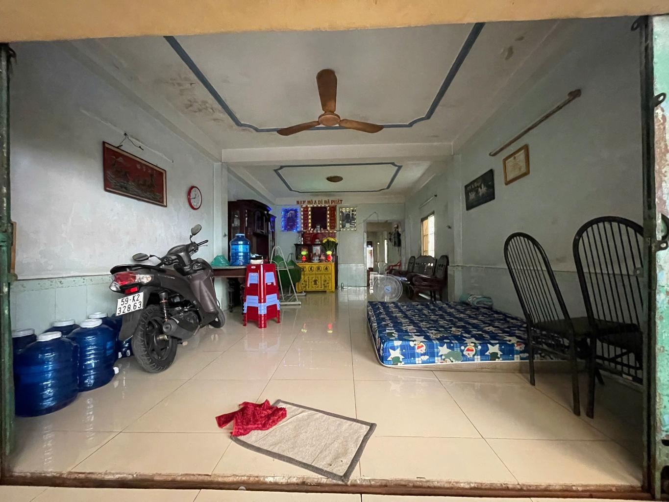 3pfz-DF56E457-maxrbgju_38_11