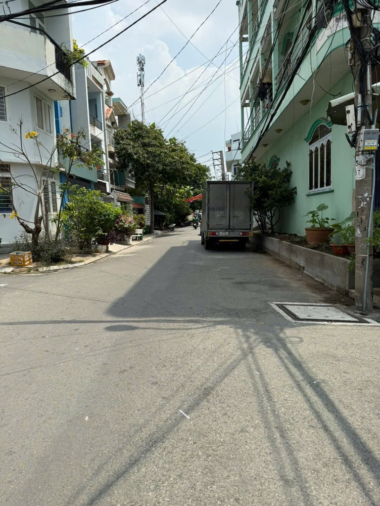 2br7-5D6C0011-maz042gh_42_17