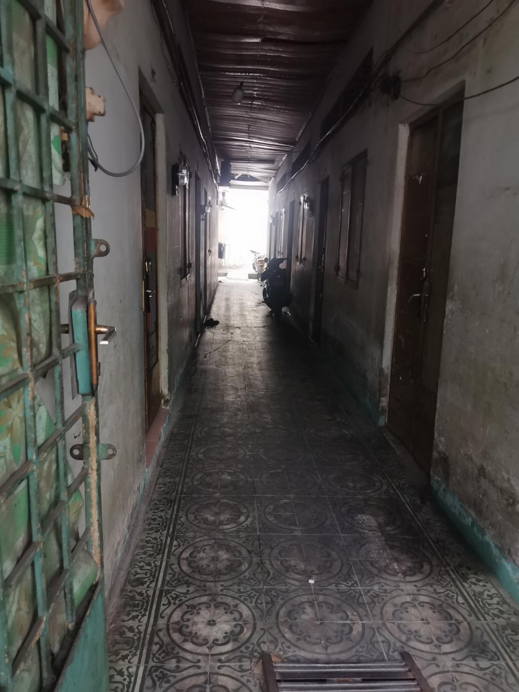 2hbk-42158456-mbf0lv45_53_13