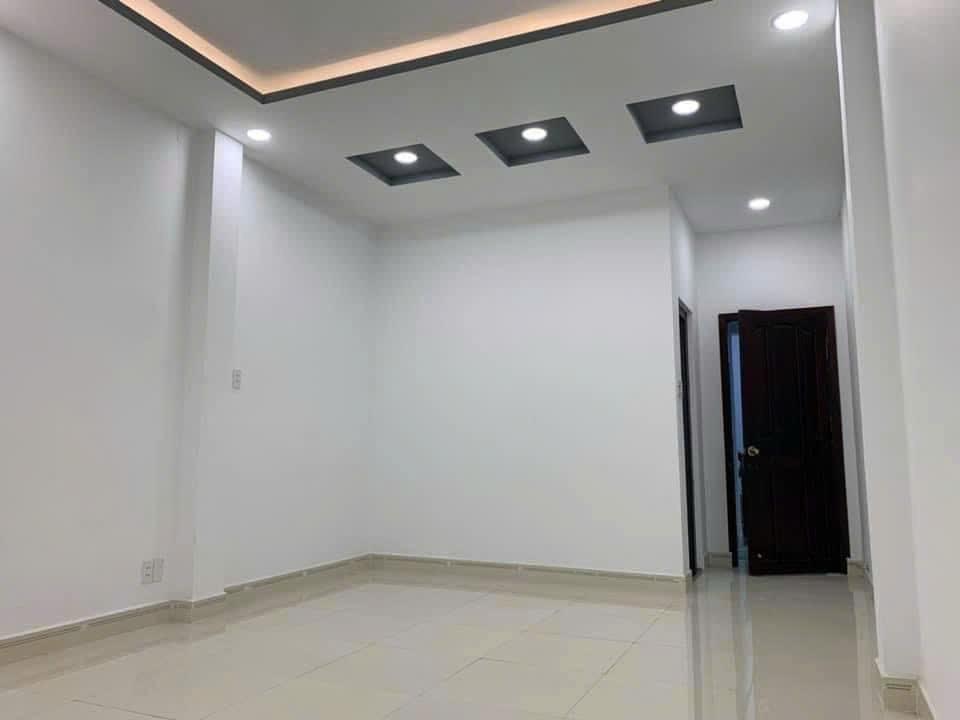 3fg8-F4D109DC-m7kh5a10_33_18