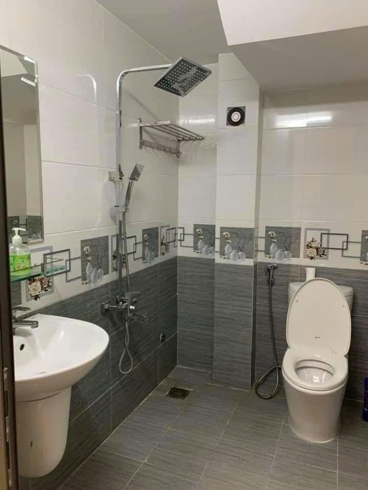 3fg8-F4D109DC-m7kh5a10_34_19