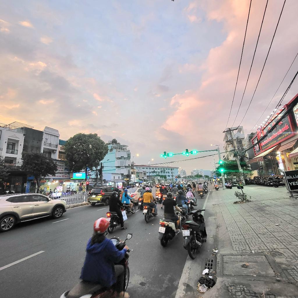 q-D109DC-m7kh5a10_18_8