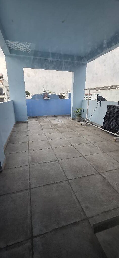 2idd-7C63E474-me6u2gh6_30_14