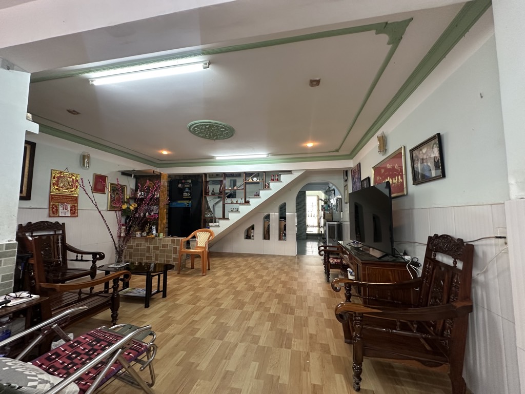 zrl-E3C8E47B-me59v47o_53_15