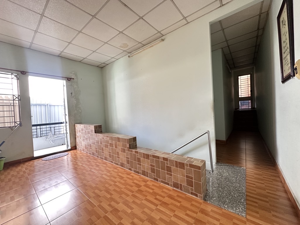 zrl-E3C8E47B-me59v47o_55_16