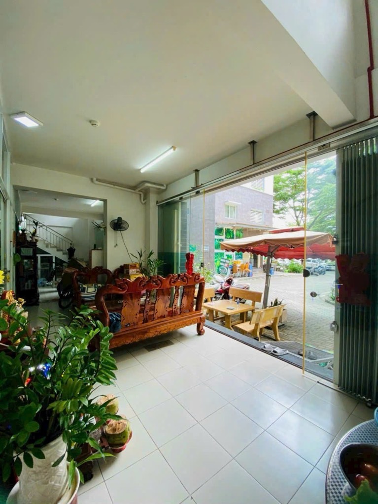 135r-F8758286-mf9m10s2_48_14