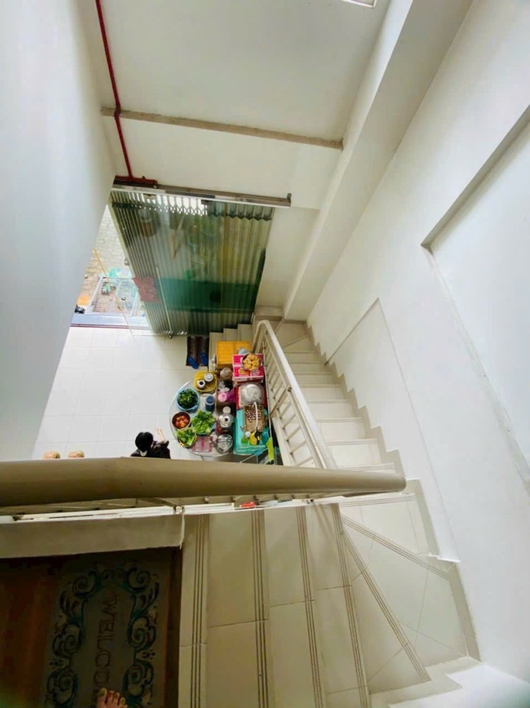 135r-F8758286-mf9m10s2_55_16